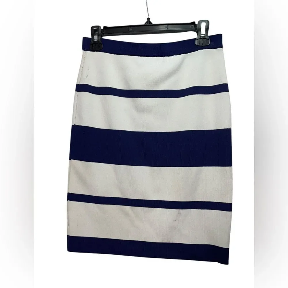 Neiman‎ Marcus Striped Navy/White Pencil Skirt Medium